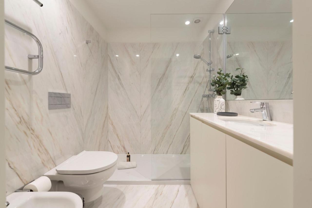 Mouzinho Luxury 3Br Flat L 5 Min Walk To Ribeira By Lovelystay Porto Dış mekan fotoğraf